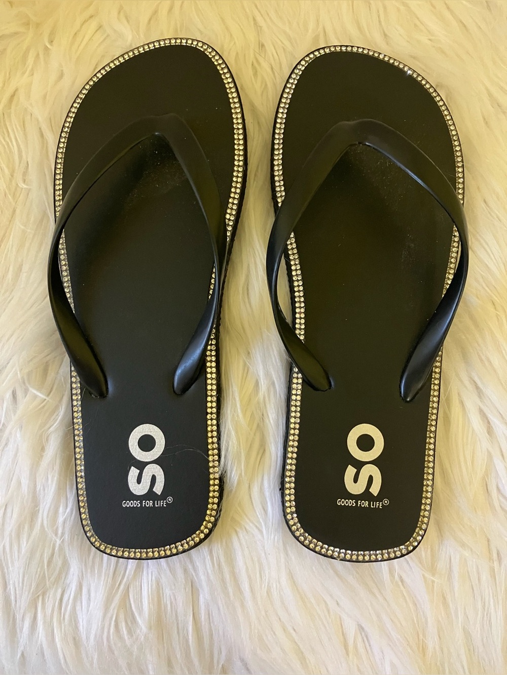 FLIP FLOPS NWOT